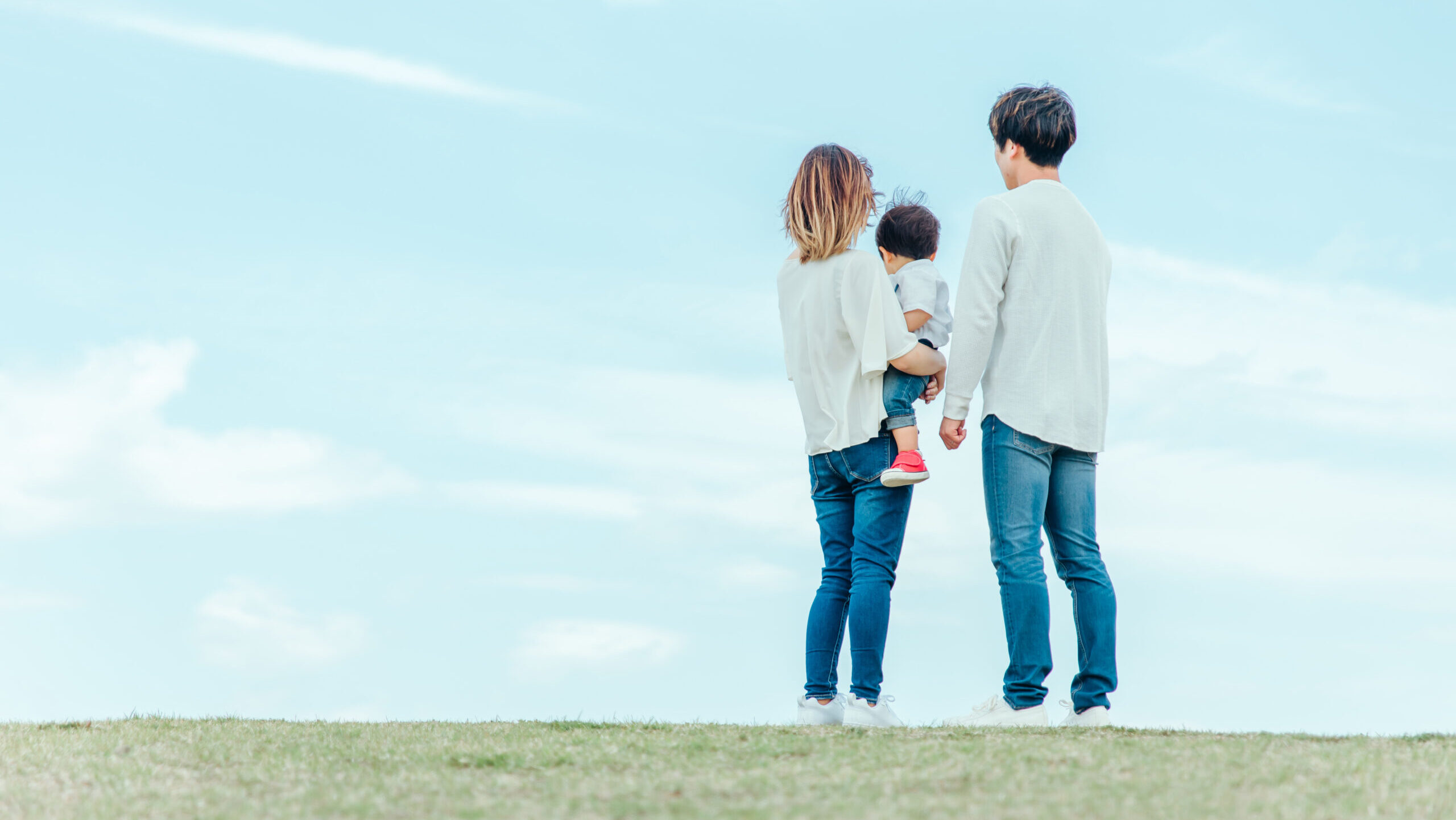 出生時両立支援コース（子育てパパ支援助成金）とは｜両立支援等助成金